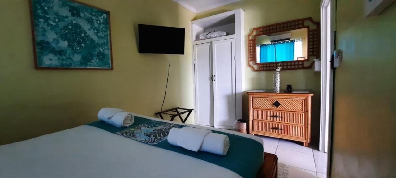 Hotel Eastwood Escape à Nassau Extérieur photo